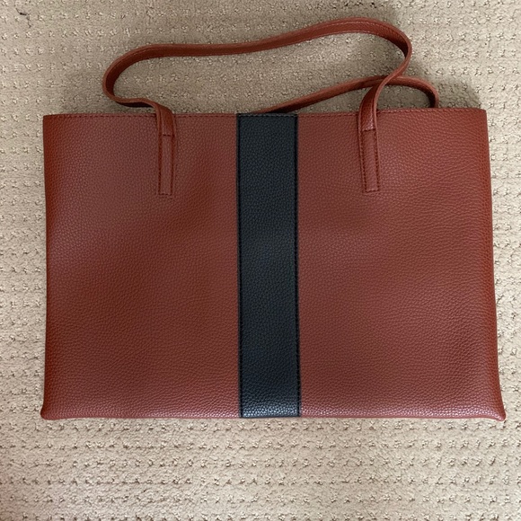 Vince Camuto brown vegan leather tote - Picture 5 of 5